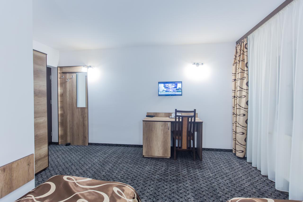 Hotel Raxand Residence Mioveni Zewnętrze zdjęcie
